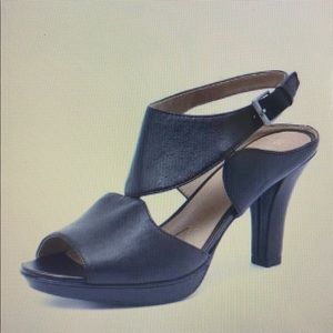 Naturalizer Dapper Black sz. 10 Women’s Heel